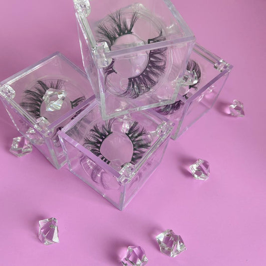 Luxury 25mm Lashes | Dramatic, Long-Lasting Lash Extensions